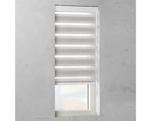 Rulou de fereastră cu dungi orizontale pentru reglarea luminii