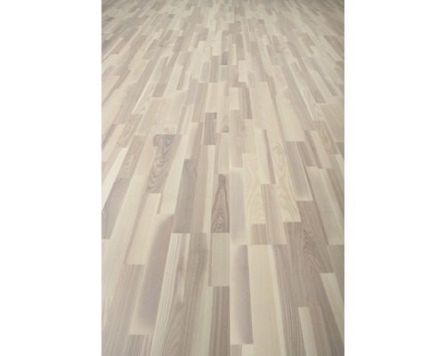 Podea din lemn de culoare deschisă