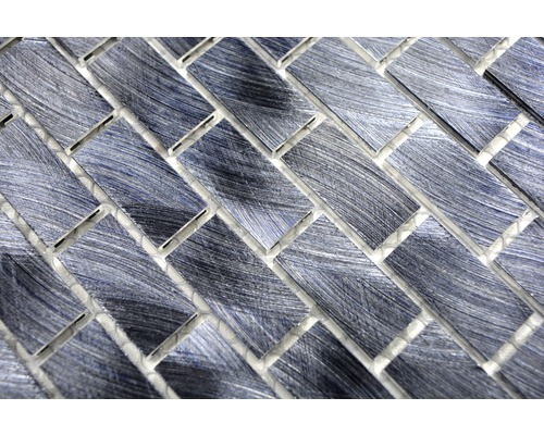 Plăci de mozaic în model herringbone