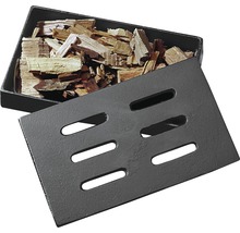 Cutie pentru afumare cu așchii pentru afumat și capac cu fante