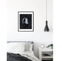 Poster Darth Vader înrămat în dormitor deasupra patului