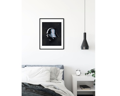 Poster Darth Vader înrămat în dormitor deasupra patului