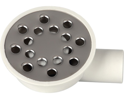 Vedere de sus a unui sifon de pardoseală din plastic alb cu sită metalică