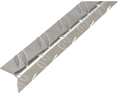 Cornier aluminiu Alberts 23,5x23,5x1,5 mm, striat, lungime 1m Profil unghiular din metal cu model de tablă striată