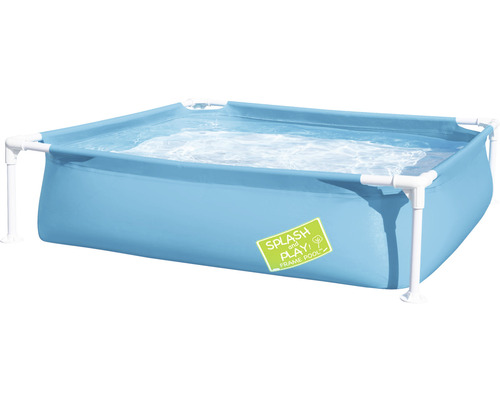 Piscină gonflabilă albastră cu cadru, umplută cu apă