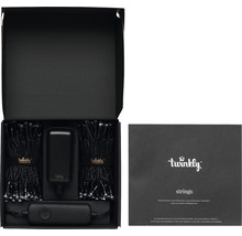 Ghirlandă luminoasă Twinkly Strings în cutie deschisă