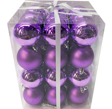 Cutie cu globuri de Crăciun