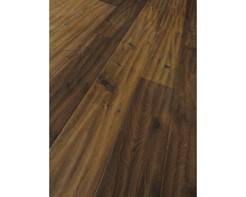 Prim-plan cu parchet laminat cu structură de lemn