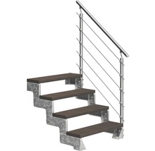 Scară cu balustradă metalică și trepte din lemn