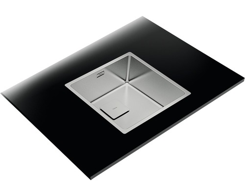 Chiuvetă din oțel inoxidabil pe suprafață întunecată