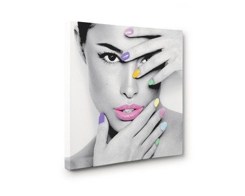 Tablou de perete cu portret alb-negru și lac de unghii colorat