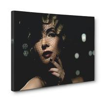 Tablou canvas cu o femeie cu văl în stil retro