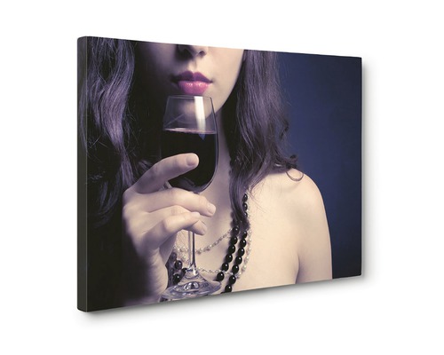 Tablou canvas cu femeie care ține un pahar de vin