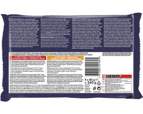 Spatele unui pachet de mâncare pentru pisici Purina, cu informații nutriționale și recomandări de hrănire