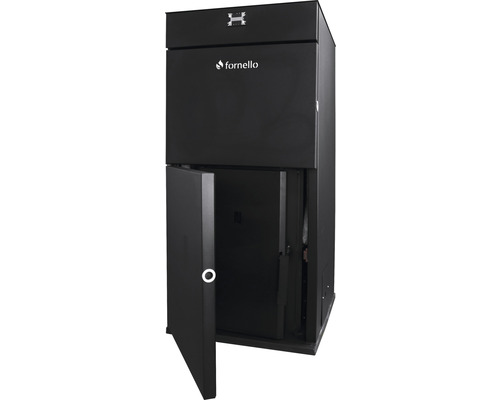 Centrală pe peleți Fornello cu ușa deschisă