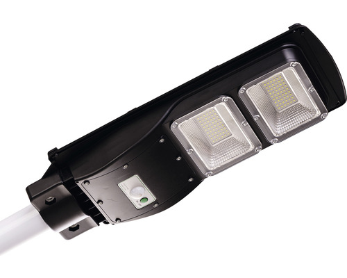 Lampă stradală cu LED și senzor de mișcare