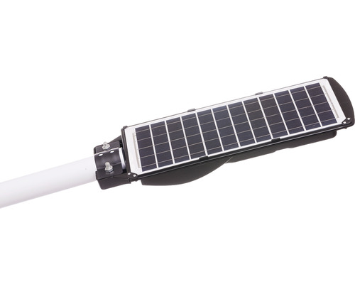 Lampă stradală solară cu panou solar pentru generarea de energie