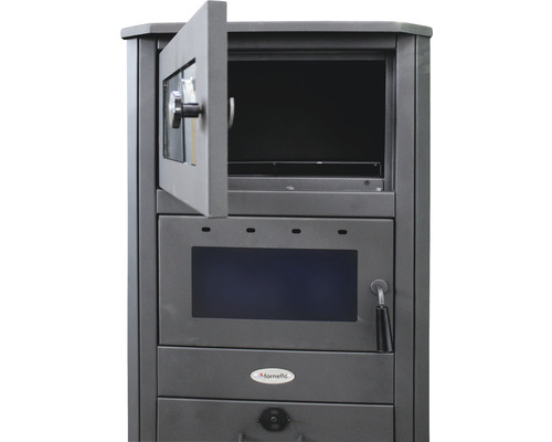 Șemineu cu ușa deschisă