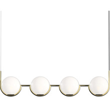 Lampa suspendată cu patru abajururi rotunde din sticlă albă