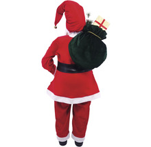 Vedere din spate a unui costum de Moș Crăciun cu căciulă, jachetă, pantaloni și sac de cadouri