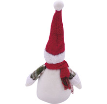 Om de zăpadă decorativ cu căciulă și fular