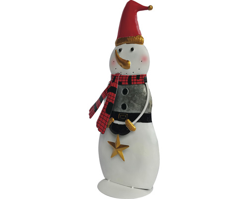 Om de zăpadă decorativ cu pălărie și fular ca decorațiune festivă