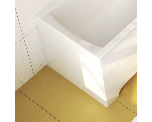 Detalii ale unei căzi de baie în baie