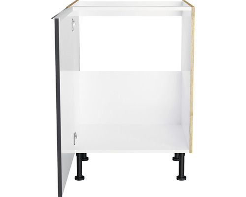 Corp inferior de bucătărie cu ușă deschisă și picioare