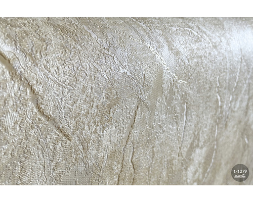 Prim-plan cu tapet texturat