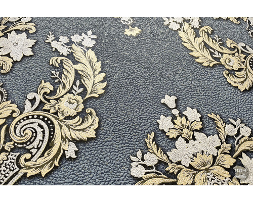 Prim-plan al unui tapet vlies cu un model floral în tonuri aurii