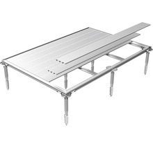 Fundație cu fundații cu șurub și profile de aluminiu