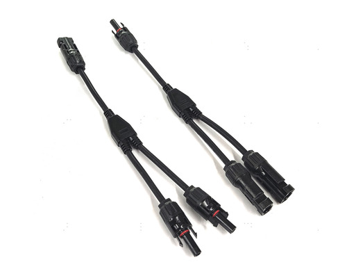 Doi conectori Y pentru cabluri solare