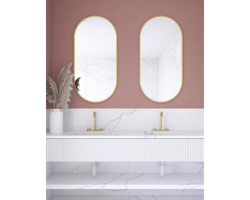 Baie cu două oglinzi ovale, dulap sub chiuvetă și decor