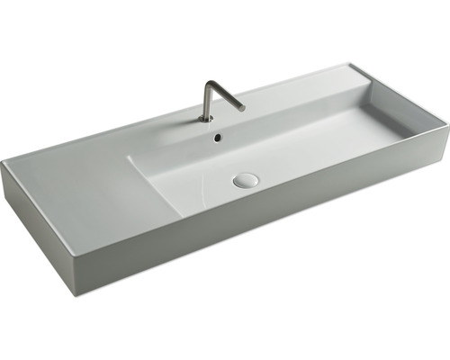 Lavoar rectangular de blat din ceramică sanitară cu robinet