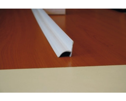 Profil de colț din plastic
