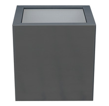 Jardiniere pătrată