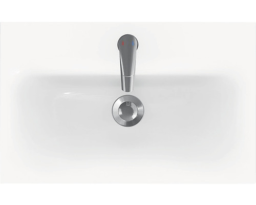 Imagine cu o chiuvetă cu robinet și set de scurgere