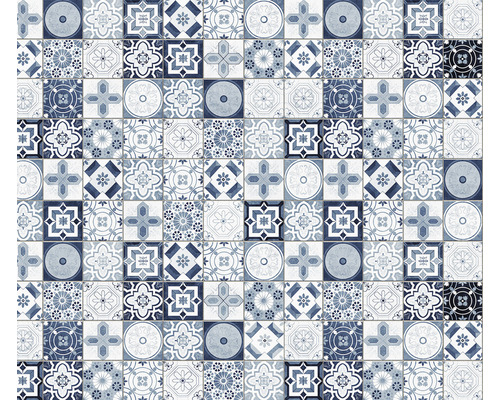 Model de faianță cu motive florale și geometrice