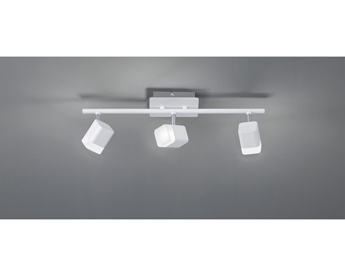 Lumină de plafon cu trei spoturi