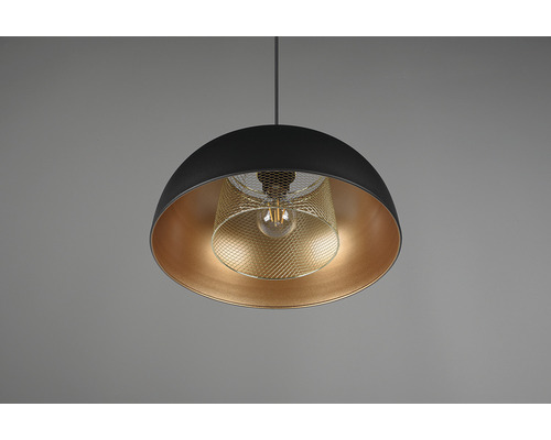 Lampa suspendată cu abajur negru și interior auriu, inclusiv sursă de lumină.