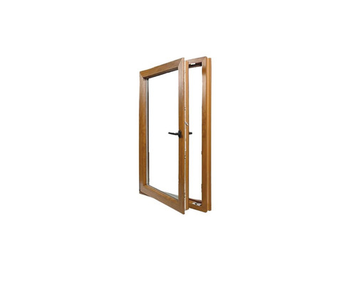 Fereastră deschisă cu ramă din lemn