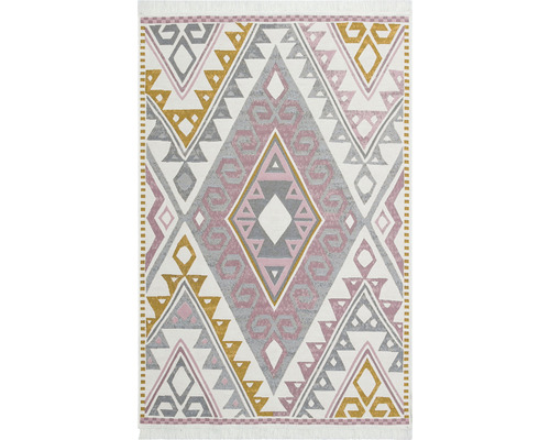 Covor cu model geometric