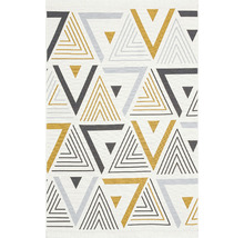 Covor cu model geometric triunghiular
