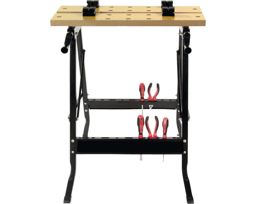 Banc de lucru cu menghine și suport pentru scule