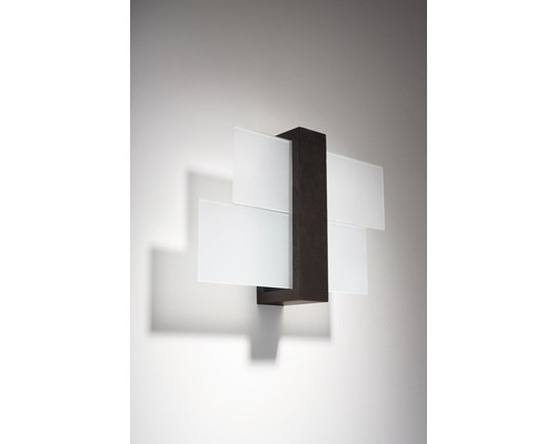 Lumină de perete cu cadru din lemn și elemente dreptunghiulare din sticlă