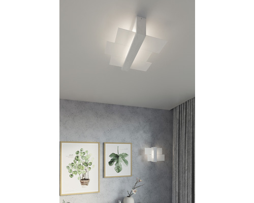 Lumină de plafon cu design modern și forme geometrice