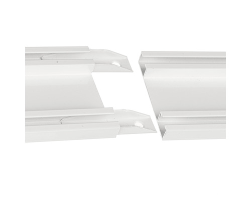 Două profile din plastic alb care pot fi îmbinate