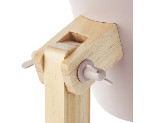 Imagine detaliată a unei lămpi cu picior din lemn și mecanism de fixare