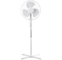 Ventilator de podea alb cu trei palete și grilaj de protecție