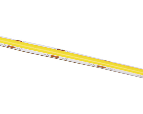 Bandă LED cu conexiune de 12 volți